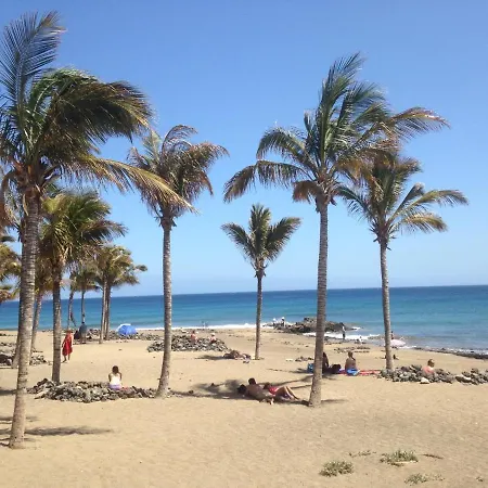 Вілла In Puerto Del Carmen Sleeps 6 Includes Swimming Pool And Wifi Пуерто-дель-Кармен